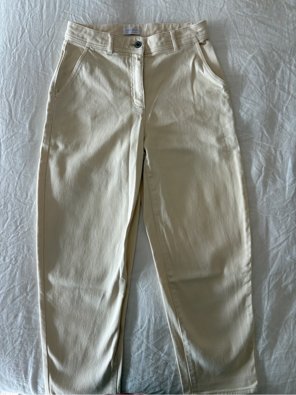 Aritzia Little Moon Cream High Rise Barrel Leg Pants Size 4